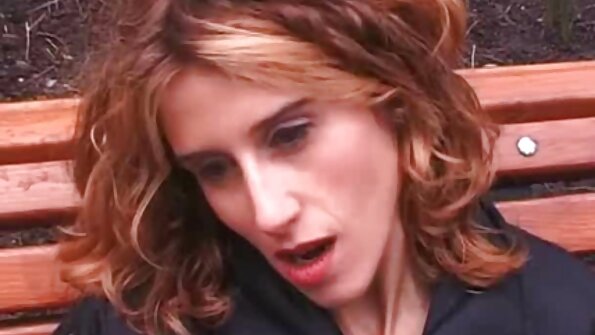 Гламурна красуня сама показала чоловікові відео компіляцію зі своїми реальними парнуха з вагітними зрадами.