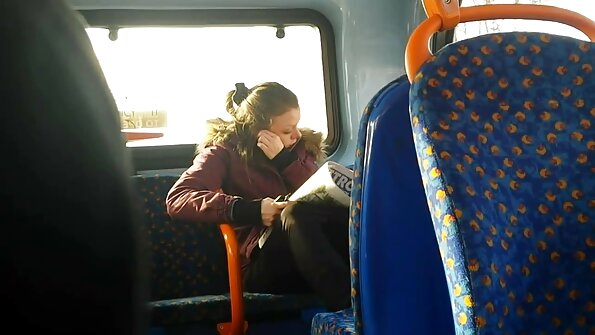 Приїхав на случку до своєї телиці з порно приколи відео великими цицьками, витративши тільки презерватив.