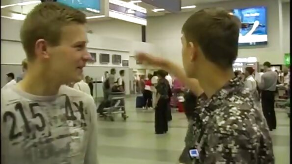Особливість статевих порно відео оргія зв'язків любовної пари: швидко і через труси.