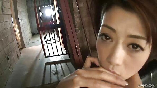 Російська безплатне відео секс телиця дозволила подивитися на глибокий мінет у своєму виконанні